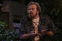 Giuseppe Battiston in Lavoreremo da grandi