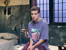 Giuseppe Pirozzi come Raffaele Di Meo (Micciarella) in Mare Fuori #Confessioni - Stagione 4