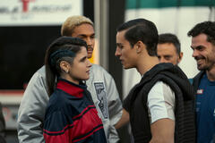 (S-D) Caterina Forza come Blu Venturi, Davide Donin come Ahmed, Ivano Chinali come Paolo Ferri in Motorvalley 1x03