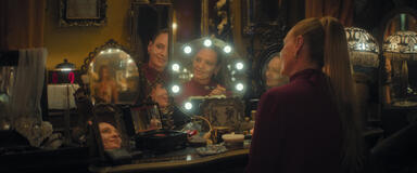 Devora (Uma Thurman) in Pretty Lethal