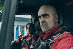 Fariba Sheikhan come Marjane, Luis Tosar come Salvador in Salvador 1x03