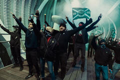 Claudia Salas come Julia, César Mateo come Nacho, Candela Arestegui come Milena, Alejandro Casaseca come Max El Gordo in Salvador 1x01