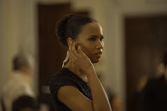 Fola Evans-Akingbola come Chelsea Arrington in The Night Agent 3x03