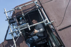 Gabriel Basso come Peter Sutherland in The Night Agent 3x10