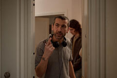 Il regista Edoardo Gabbriellini sul set del film La città dei vivi