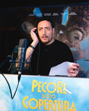 Ciro Priello voce di Mopple nel film Pecore Sotto Copertura