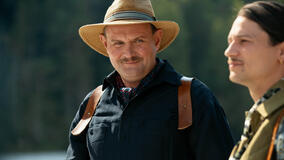 Devid Striesow in Mangia prega abbaia