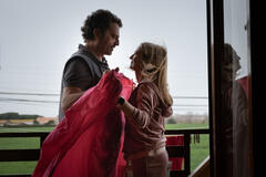 Guido Caprino e Alba Rohrwacher in Una Storia di Anna Foglietta