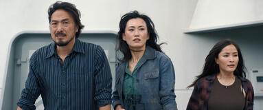 Takehiro Hira, Mari Yamamoto e Anna Sawai in Monarch: Legacy of Monsters 2x02