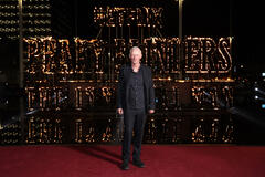 Ned Dennehy partecipa alla prima mondiale di 'Peaky Blinders: The Immortal Man' al Centenary Square il 2 marzo 2026 a Birmingham, in Inghilterra