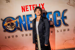 Iñaki Godoy partecipa alla proiezione per i fan della seconda stagione di One Piece di Netflix a Los Angeles presso l'United Artists Theatre il 26 febbraio 2026 a Los Angeles, California