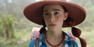 Sophia Anne Caruso come Miss Goldenweek in One Piece - Stagione 2