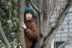 Charly Clive in Rooster 1x01