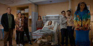 Jason Segel, Christa Miller, Ted McGinley, Lukita Maxwell, Claudia Sulewski, Devin Kawaoka, Michael Urie e Jessica Williams in Shrinking 3x03