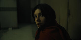 Camila Morrone come Rachel Harkin in Something Very Bad Is Going To Happen 1x01