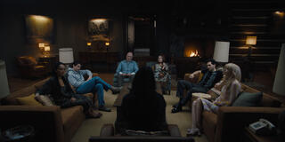 (S-D) Karla Crome come Nell, Adam DiMarco come Nicky Cunningham, Ted Levine come Boris, Camila Morrone come Rachel Harkin, Jennifer Jason Leigh come Victoria, Jeff Wilbusch come Jules, Gus Birney come Portia in Something Very Bad Is Going To Happen 1x03