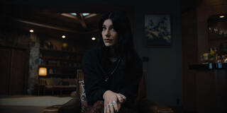 Camila Morrone come Rachel Harkin in Something Very Bad Is Going To Happen 1x03