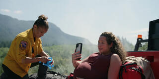 Kandyse McClure come Kaia, Vanesa Tomasino come Fiona in 5x03