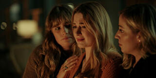 (S-D) Libby Osler come Ava, Alexandra Breckenridge come Mel Monroe, Zibby Allen come Brie in Virgin River 5x08