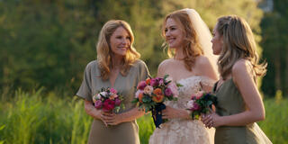 (S-D) Jenny Cooper come Joey Barnes, Alexandra Breckenridge come Mel Monroe, Zibby Allen come Brie Sheridan in Virgin River 6x10