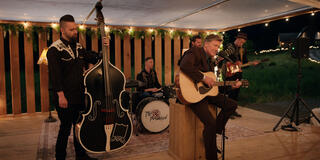 John Allen Nelson come Everett Reed in Virgin River 6x10