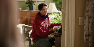 Kai Bradbury come Denny Cutler in Virgin River 6x01