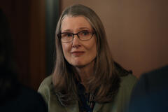 Annette O'Toole come Hope McCrea in Virgin River 6x03