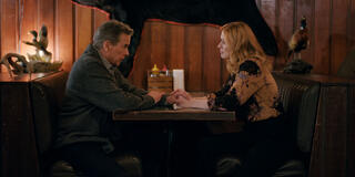 (S-D) Tim Matheson come Doc, Alexandra Breckenridge come Mel Monroe in Virgin River 6x03