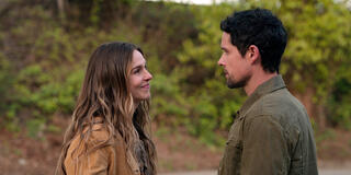 (S-D) Elise Gatien come Lark, Ben Hollingsworth come Dan Brady in Virgin River 6x08