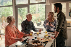 (S-D) Zibby Allen come Brie Sheridan, Marco Grazzini come Mike Valenzuela in Virgin River 6x08