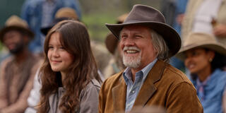 John Ralston come Roland in Virgin River 7x10