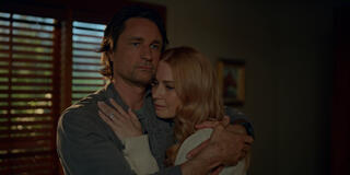 Martin Henderson come Jack Sheridan e Alexandra Breckenridge come Melinda Monroe in Virgin River 7x10