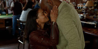 Kandyse McClure come Kaia Bryant e Colin Lawrence come John 'Preacher' Middleton in Virgin River 7x08