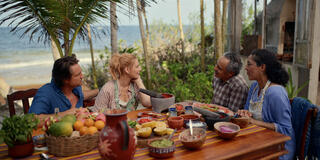 (S-D) Martin Henderson come Jack Sheridan, Alexandra Breckenridge come Melinda Monroe, David Villalpando come Venturo e Ada Dorantes come Marisol in Virgin River 7x09