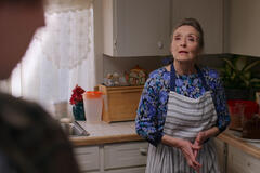 Christina Jastrzembska come Lydie in Virgin River 2x04