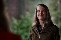 Annette O'Toole come Hope McCrea in Virgin River 2x03