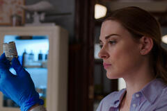 Alexandra Breckenridge come Melinda Monroe in Virgin River - Stagione 2