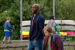 Colin Lawrence come Preacher e Chase Petriw come Christopher in Virgin River 3x04