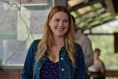 Alexandra Breckenridge come Mel Monroe in Virgin River 4x01