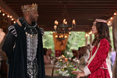 (S-D) Colin Lawrence come Preacher, Lucia Walters come Julia in Virgin River 4x06