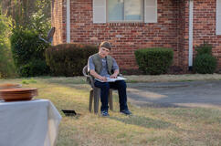 Arlan Ruf in DTF St. Louis 1x02