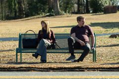 Linda Cardellini, David Harbour in DTF St. Louis 1x02