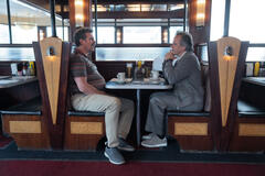 David Harbour, Peter Sarsgaard in DTF St. Louis 1x03