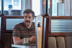 David Harbour in DTF St. Louis 1x03