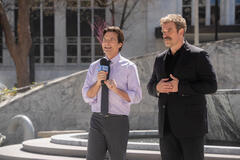 Jason Bateman, David Harbour in DTF St. Louis 1x03