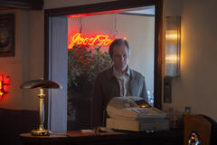 Peter Sarsgaard in DTF St. Louis 1x03