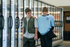 Arlan Ruf, Linda Cardellini in DTF St. Louis 1x04