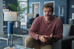 David Harbour in DTF St. Louis 1x05