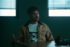 Chris Perfetti in DTF St. Louis 1x07