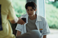 Baek Sun-ho come Kim Geon-woo in Girigo